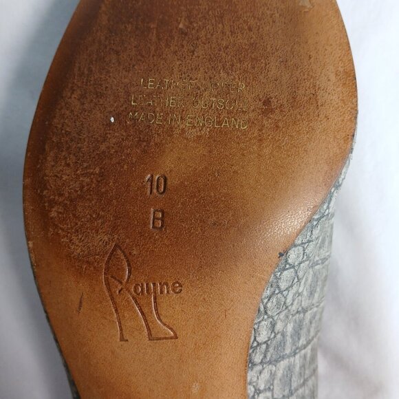 RAYNE, HER MAJESTY THE QUEEN SHOEMAKERS CROCODILE PUMPS, SIZE 10 - Picture 6 of 7